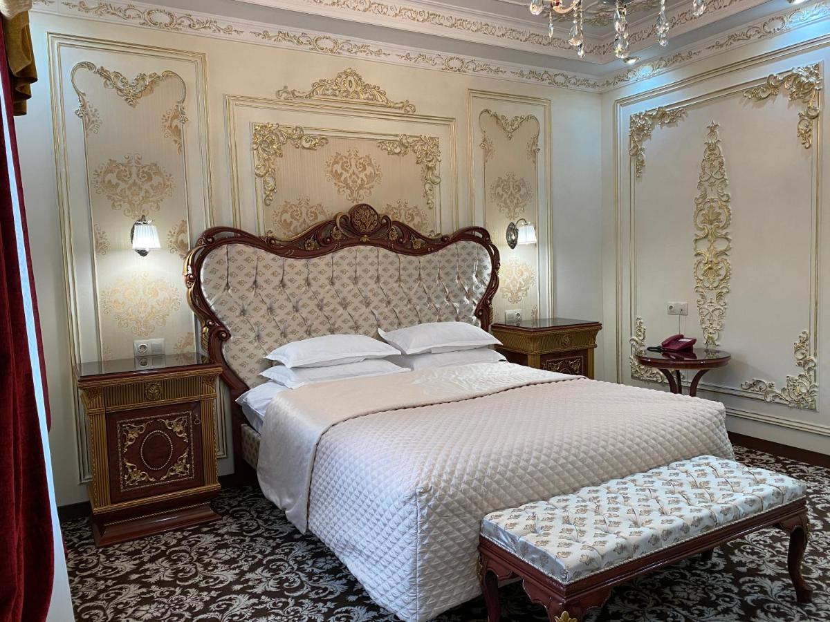 Lion Hotel Astana Eksteriør bilde