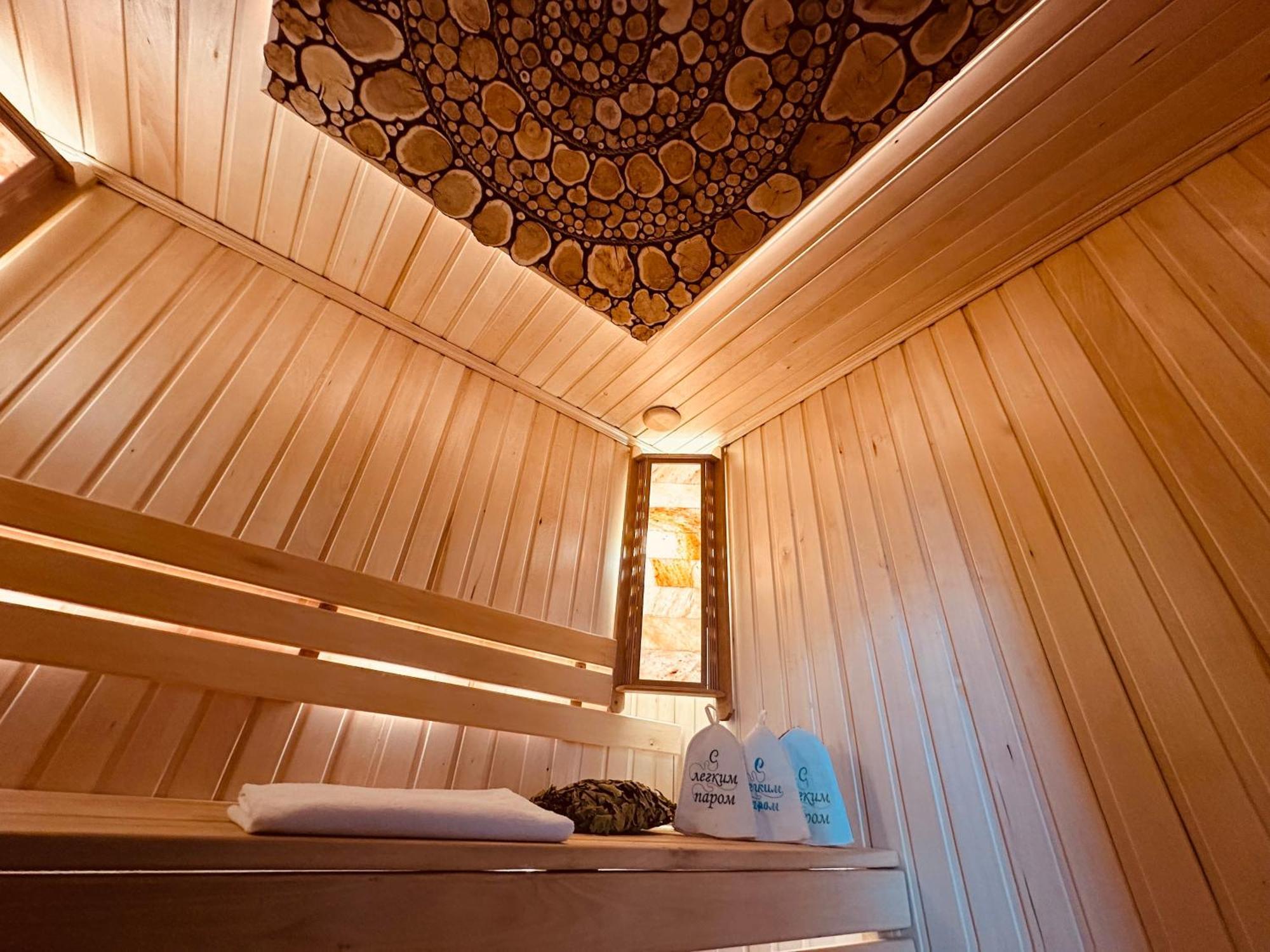 Lion Hotel Astana Eksteriør bilde