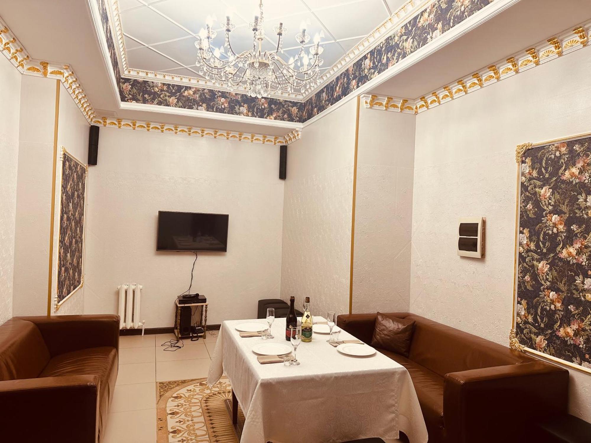 Lion Hotel Astana Eksteriør bilde
